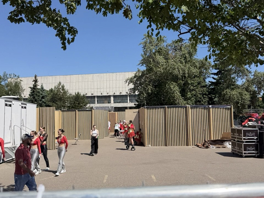 Музеон прыгнул в лето. А мы собрали для этого 39 павильонов.
