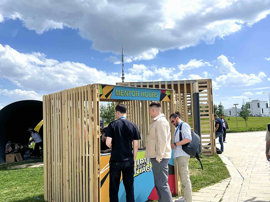 Startup Village 2025. Центральный парк Сколково