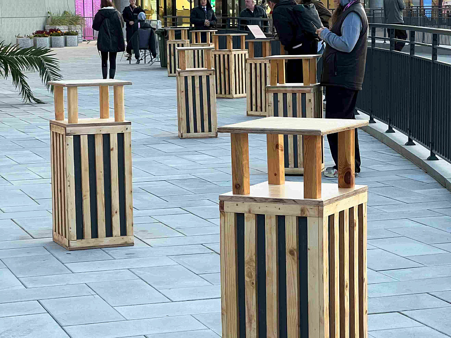 Стрит-мебель на фудкорте: Global Event Forum